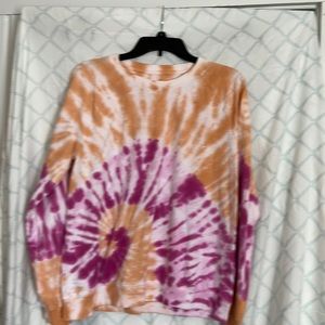 Crewneck sweatshirt